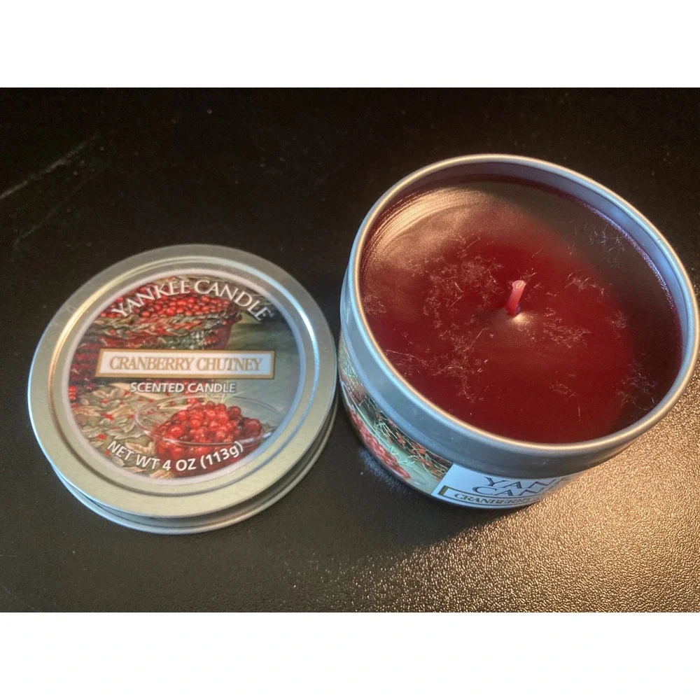 Yankee Candle Cranberry Chutney 4 oz Travel Tin Scented Candle‎ Red Wax Holiday